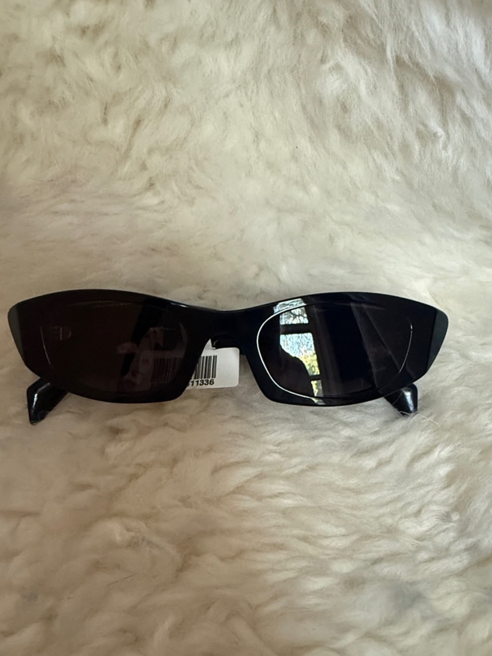 Prada Black Cat-Eye Sunglasses for Women NWT - Picture 8 of 8